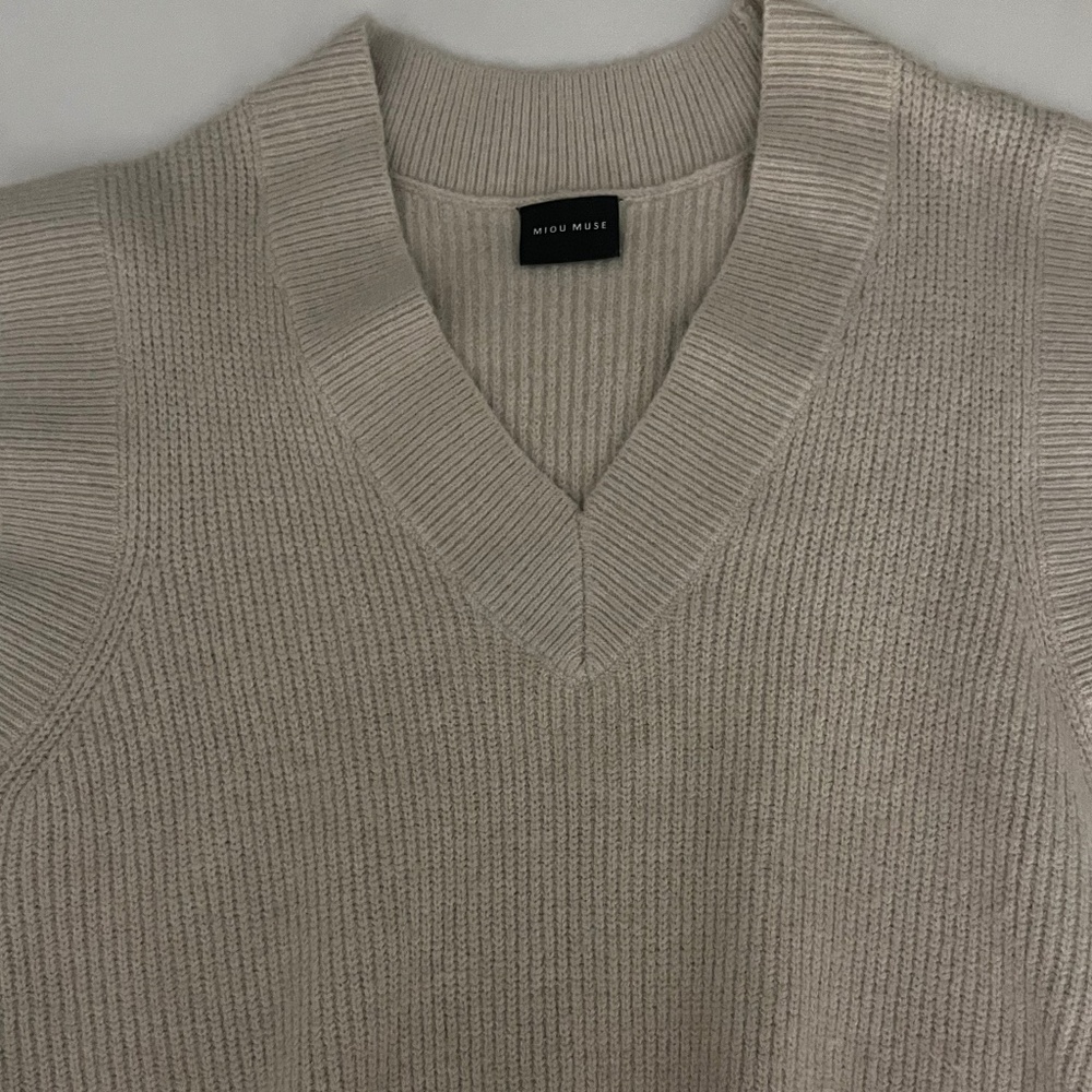 Cream Sweater vest